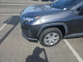 Toyota RAV4 2022 AWD LE 4dr SUV