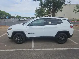 Jeep Compass 2025 4x4 Latitude 4dr SUV