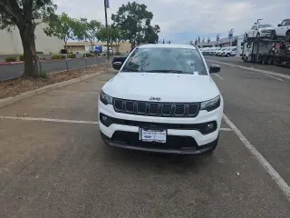 Jeep Compass 2025 4x4 Latitude 4dr SUV
