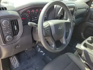 Chevrolet Silverado 1500 2024 4x4 Custom Trail Boss 4dr Crew Cab 5.8 ft. SB