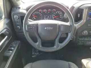 Chevrolet Silverado 1500 2024 4x4 Custom Trail Boss 4dr Crew Cab 5.8 ft. SB