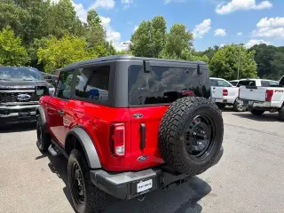 Ford Bronco 2022 4x4 Black Diamond 2dr SUV