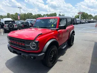 Ford Bronco 2022 4x4 Black Diamond 2dr SUV