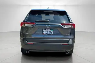 Toyota RAV4 2025 LE 4dr SUV