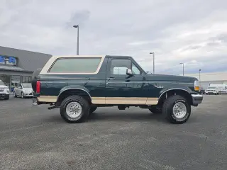 Ford Bronco 1992 2dr XLT 4WD SUV