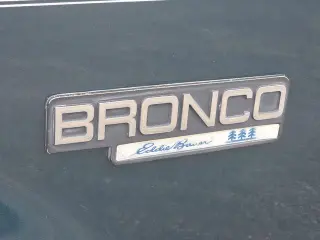 Ford Bronco 1992 2dr XLT 4WD SUV