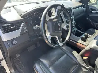 GMC Yukon XL 2019 4x2 SLT 4dr SUV