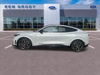 Ford Mustang Mach-E 2023 AWD GT 4dr SUV