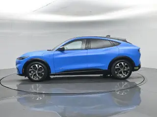 Ford Mustang Mach-E 2023 Premium 4dr SUV