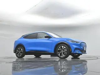 Ford Mustang Mach-E 2023 Premium 4dr SUV