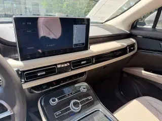 Lincoln Nautilus 2023 Reserve 4dr SUV