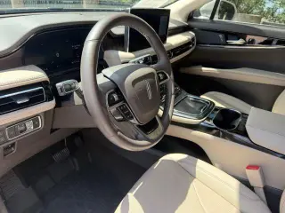 Lincoln Nautilus 2023 Reserve 4dr SUV