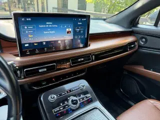 Lincoln Nautilus 2022 AWD Reserve 4dr SUV
