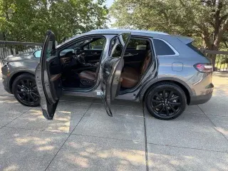 Lincoln Nautilus 2022 AWD Reserve 4dr SUV