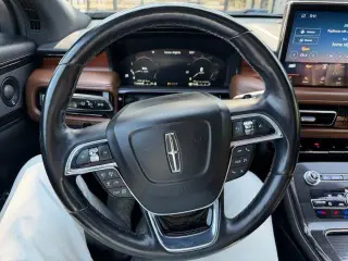 Lincoln Nautilus 2022 AWD Reserve 4dr SUV