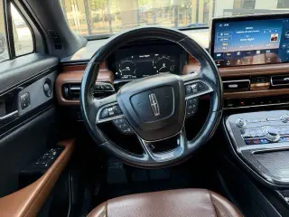 Lincoln Nautilus 2022 AWD Reserve 4dr SUV