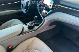 Toyota Camry Hybrid 2023 SE 4dr Sedan