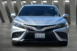 Toyota Camry Hybrid 2023 SE 4dr Sedan