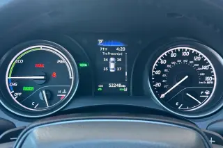 Toyota Camry Hybrid 2023 SE 4dr Sedan