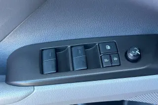 Toyota Camry Hybrid 2023 SE 4dr Sedan