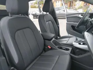Audi Q4 e-tron 2025 AWD quattro Premium 55 4dr SUV