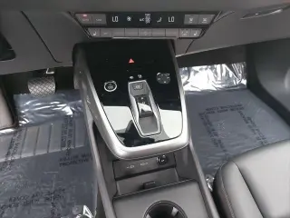 Audi Q4 e-tron 2025 AWD quattro Premium 55 4dr SUV