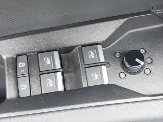 Audi Q4 e-tron 2025 AWD quattro Premium 55 4dr SUV