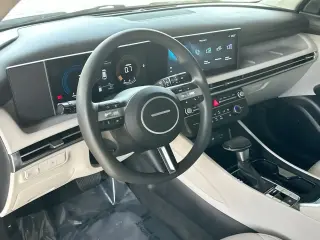 Hyundai TUCSON 2025 SE 4dr SUV