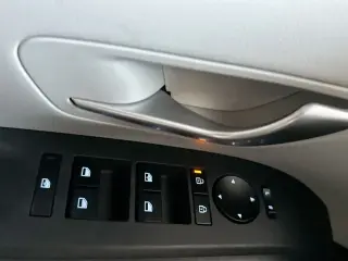 Hyundai TUCSON 2025 SE 4dr SUV