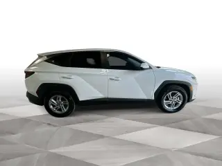 Hyundai TUCSON 2025 SE 4dr SUV