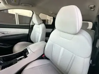 Hyundai TUCSON 2025 SEL 4dr SUV