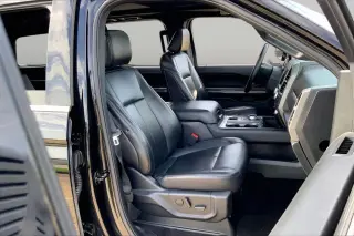 Ford Expedition 2021 4x2 XLT 4dr SUV