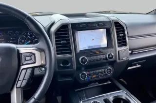 Ford Expedition 2021 4x2 XLT 4dr SUV