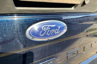 Ford F-250 Super Duty 2022 4x4 Lariat 4dr Crew Cab 8 ft. LB Pickup