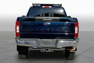 Ford F-250 Super Duty 2022 4x4 Lariat 4dr Crew Cab 8 ft. LB Pickup
