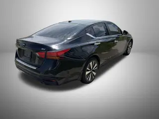 Nissan Altima 2022 2.5 SV 4dr Sedan