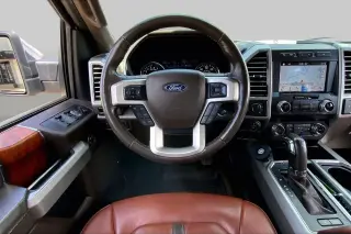 Ford F-150 2019 4x4 King Ranch 4dr SuperCrew 5.5 ft. SB