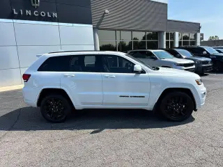 Jeep Grand Cherokee 2021 4x4 Laredo E 4dr SUV