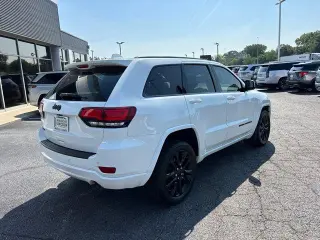 Jeep Grand Cherokee 2021 4x4 Laredo E 4dr SUV