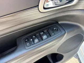 Jeep Grand Cherokee 2021 4x4 Laredo E 4dr SUV
