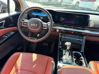Kia Carnival 2024 SX Prestige 4dr Mini-Van