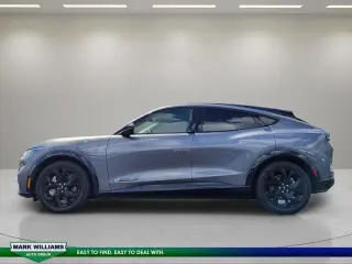 Ford Mustang Mach-E 2023 AWD Premium 4dr SUV