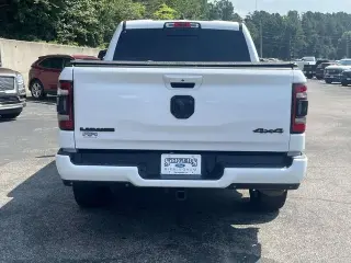 Ram 1500 2021 4x4 Laramie 4dr Crew Cab 5.6 ft. SB Pickup