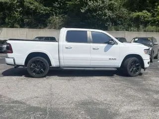 Ram 1500 2021 4x4 Laramie 4dr Crew Cab 5.6 ft. SB Pickup