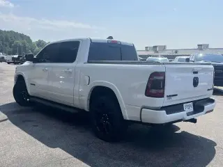 Ram 1500 2021 4x4 Laramie 4dr Crew Cab 5.6 ft. SB Pickup