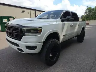 Ram 1500 2021 4x4 Laramie 4dr Crew Cab 5.6 ft. SB Pickup