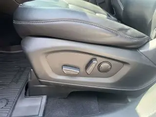 Ford Explorer 2022 AWD XLT 4dr SUV