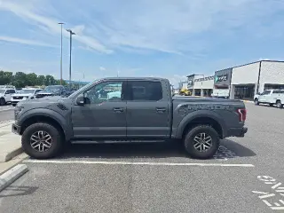 Ford F-150 2018 4x4 Raptor 4dr SuperCrew 5.5 ft. SB