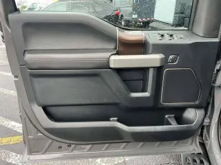 Ford F-150 2018 4x4 Raptor 4dr SuperCrew 5.5 ft. SB