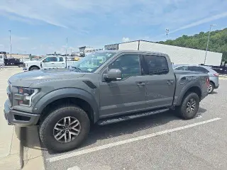 Ford F-150 2018 4x4 Raptor 4dr SuperCrew 5.5 ft. SB